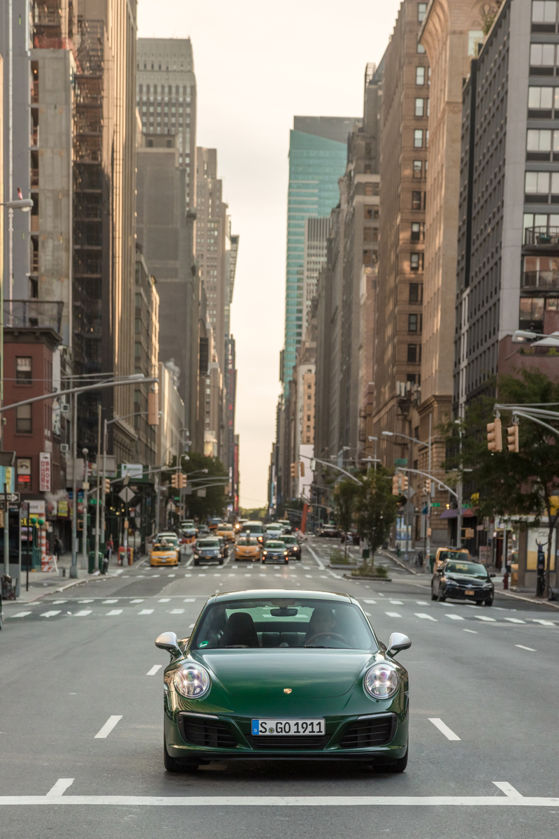 Illustration for article titled Gaze At The Beautiful One-Millionth Porsche 911 Gracing New York City